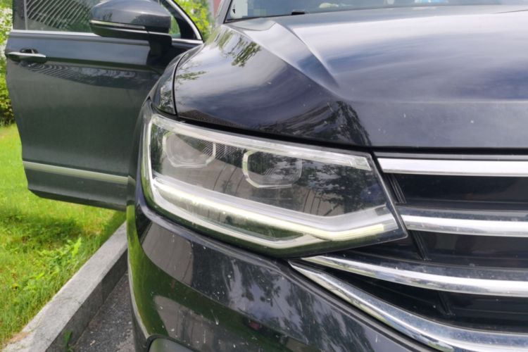 Used Volkswagen Tiguan L 2023 330TSI Automatic Two-Wheel Drive Smart Edition Right Front Headlight