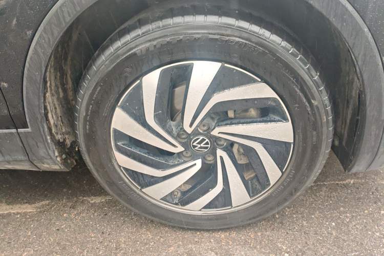 Used Volkswagen Tiguan L 2023 300TSI Automatic Two-Wheel Drive Smart Edition Right Front Wheel Hub
