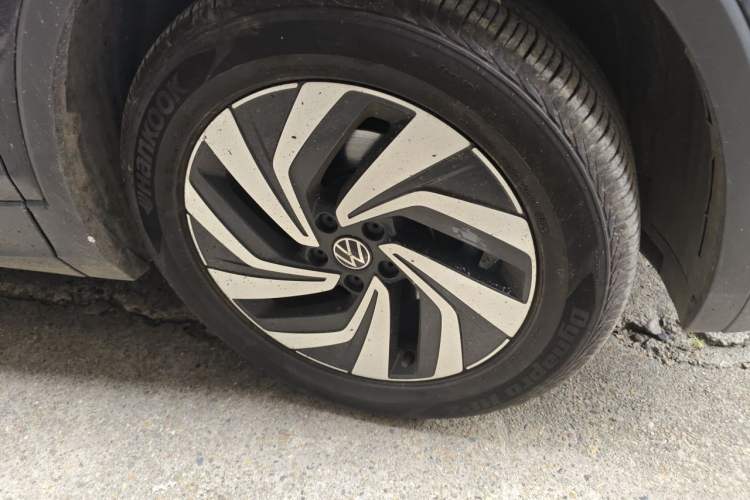 Used Volkswagen Tiguan L 2023 280TSI Automatic Two-Wheel Drive Trendy Innovation Limited Edition Right Front Wheel Hub