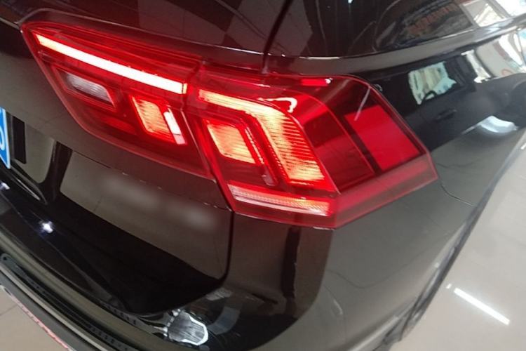 Used Volkswagen Tiguan L 2023 330TSI Automatic Two-Wheel Drive Smart Edition Right Rear Taillight
