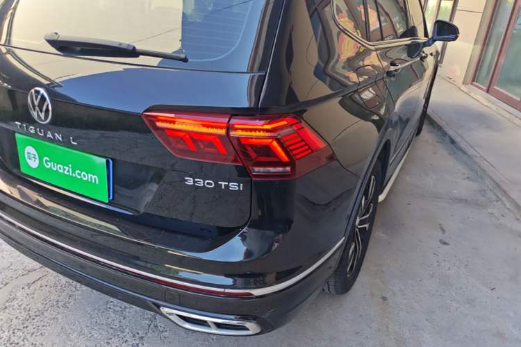 Used Volkswagen Tiguan L 2023 330TSI Automatic Two-Wheel Drive R-Line Enjoyment Edition Right Rear Taillight