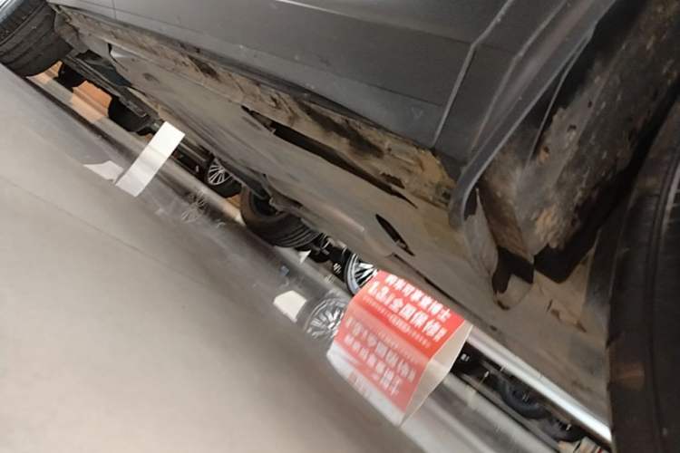 Used Volkswagen Tiguan L 2023 330TSI Automatic Two-Wheel Drive Smart Edition Right Side Sill