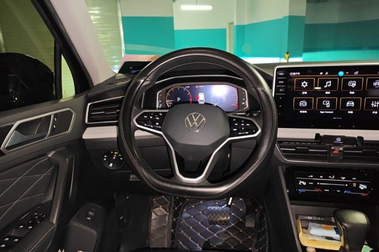 Used Volkswagen Tiguan L 2023 Revised Version 330TSI Automatic Two-Wheel Drive Smart Enjoyment Edition Steering Wheel