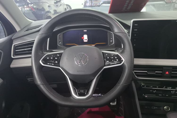 Used Volkswagen Tiguan L 2023 Restyled 330TSI Automatic Two-Wheel Drive R-Line Enhanced Comfort Version Steering Wheel