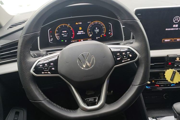 Used Volkswagen Tiguan L 2023 330TSI Automatic Two-Wheel Drive R-Line Enjoyment Edition Steering Wheel