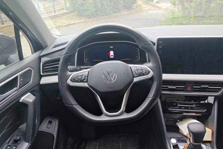 Used Volkswagen Tiguan L 2023 300TSI Automatic Two-Wheel Drive Smart Edition Steering Wheel
