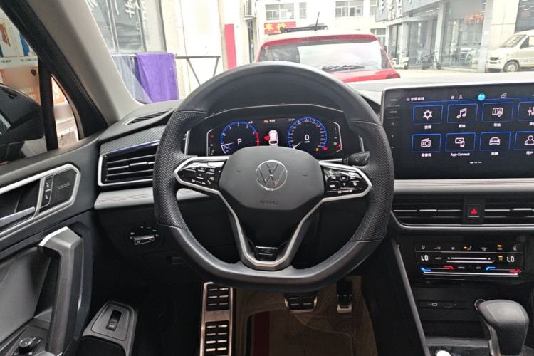 Used Volkswagen Tiguan L 2023 Restyled 330TSI Automatic Two-Wheel Drive R-Line Flagship Edition Steering Wheel