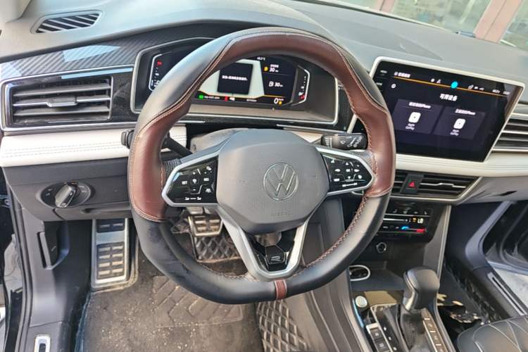 Used Volkswagen Tiguan L 2023 330TSI Automatic Two-Wheel Drive R-Line Enjoyment Edition Steering Wheel