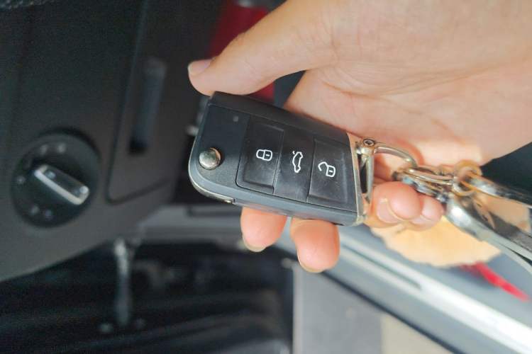 Used Volkswagen Tiguan L 2023 330TSI Automatic Two-Wheel Drive R-Line Enjoyment Edition Vehicle Key