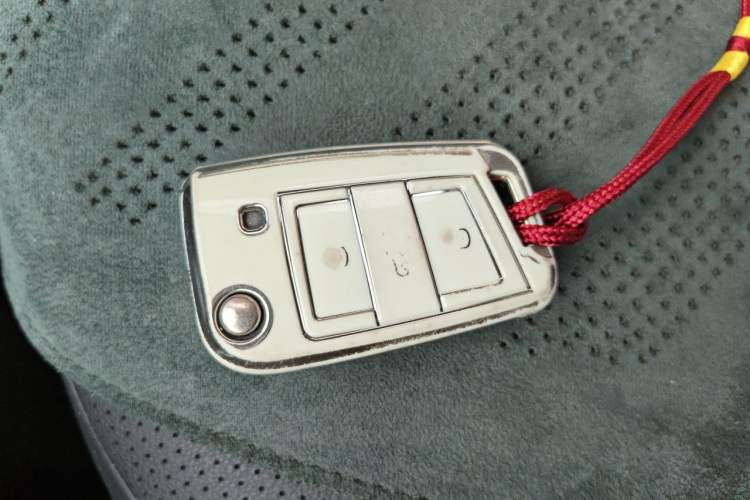 Used Volkswagen Tiguan L 2023 300TSI Automatic Two-Wheel Drive Smart Edition Vehicle Key