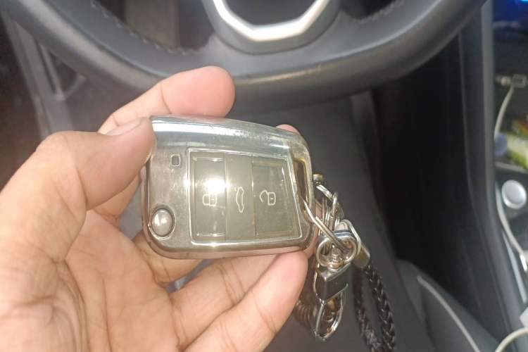 Used Volkswagen Tiguan L 2023 300TSI Automatic Two-Wheel Drive Smart Edition Vehicle Key