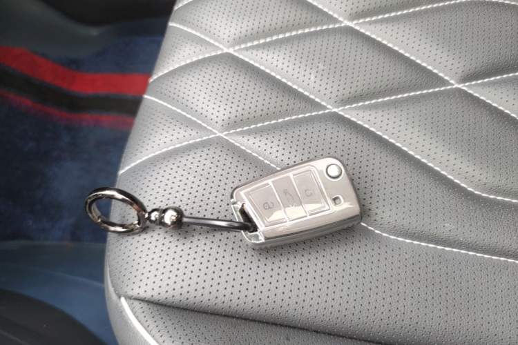 Used Volkswagen Tiguan L 2023 300TSI Automatic Two-Wheel Drive Smart Edition Vehicle Key