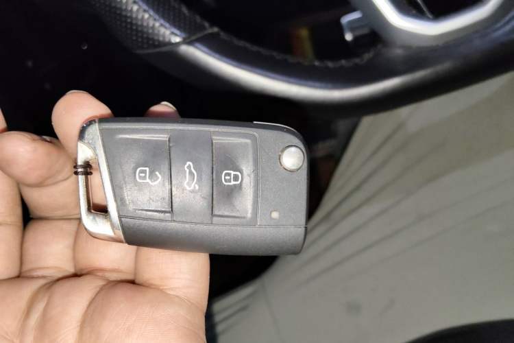 Used Volkswagen Tiguan L 2023 330TSI Automatic Two-Wheel Drive R-Line Enjoyment Edition Vehicle Key