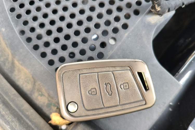 Used Volkswagen Tiguan L 2023 330TSI Automatic Two-Wheel Drive R-Line Enjoyment Edition Vehicle Key