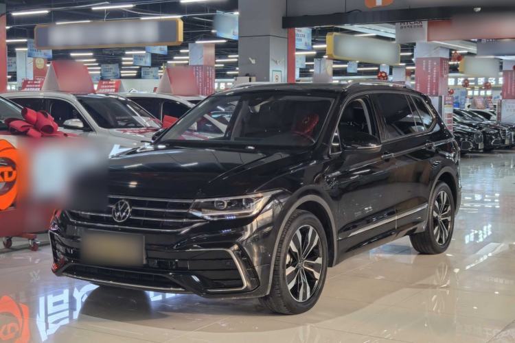 Used Volkswagen Tiguan L 2023 330TSI Automatic Two-Wheel Drive R-Line Enjoyment Edition Guazi used car, China used car export, Used car for sale, Used  cars, Cheapest cars for sale