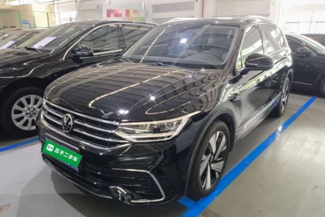Used Volkswagen Tiguan L 2023 Restyled 330TSI Automatic Two-Wheel Drive R-Line Enhanced Comfort Version