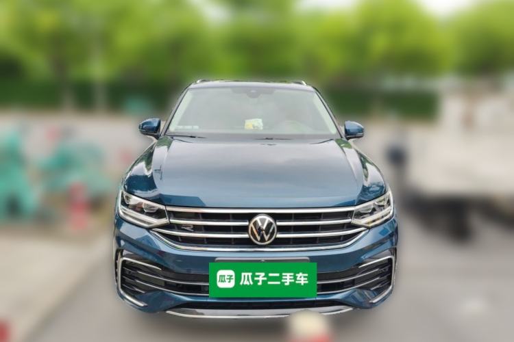 Used Volkswagen Tiguan L 2023 330TSI Automatic Two-Wheel Drive R-Line Enjoyment Edition Front