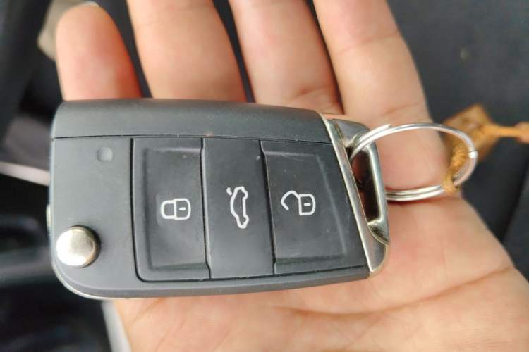 Used Volkswagen Tiguan L 2023 330TSI Automatic Two-Wheel Drive R-Line Enjoyment Edition Vehicle Key