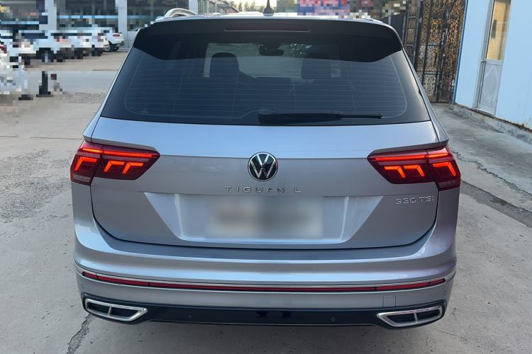 Used Volkswagen Tiguan L 2023 330TSI Automatic Two-Wheel Drive R-Line Flagship Edition Exterior 3