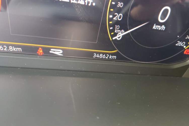 Used Volkswagen Tiguan L 2023 330TSI Automatic Two-Wheel Drive R-Line Enjoyment Edition Odometer Close Up
