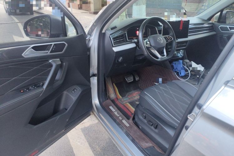 Used Volkswagen Tiguan L 2023 330TSI Automatic Two-Wheel Drive R-Line Enjoyment Edition Driver Seat