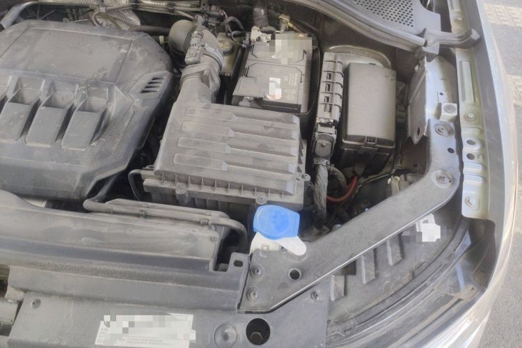 Used Volkswagen Tiguan L 2023 330TSI Automatic Two-Wheel Drive R-Line Enjoyment Edition Engine Bay Left