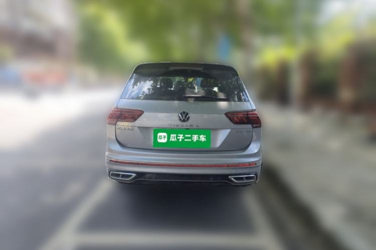 Used Volkswagen Tiguan L 2023 330TSI Automatic Two-Wheel Drive R-Line Enjoyment Edition Rear