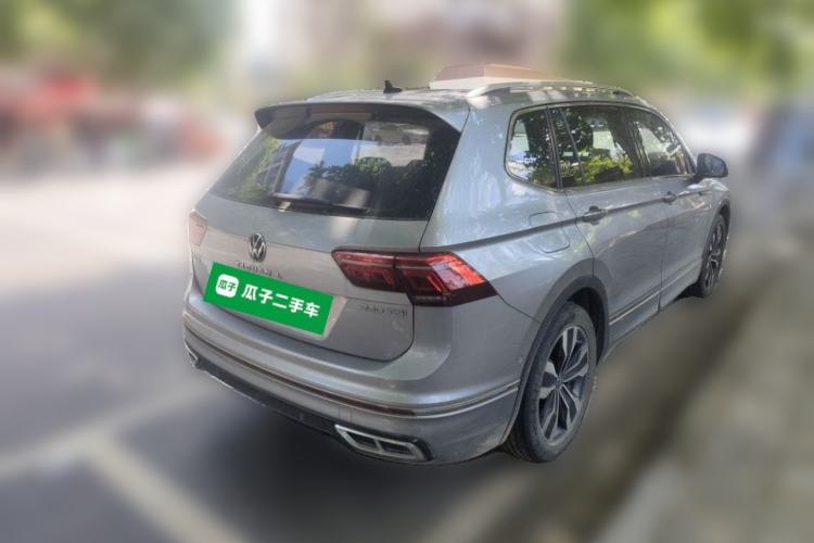 Used Volkswagen Tiguan L 2023 330TSI Automatic Two-Wheel Drive R-Line Enjoyment Edition Rear Right 45 Deg