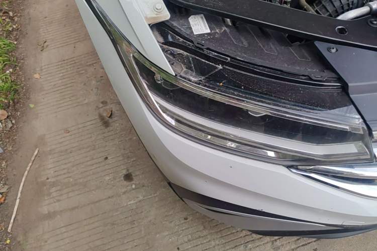 Used Volkswagen Tiguan L 2023 300TSI Automatic Two-Wheel Drive Smart Edition Right Front Headlight