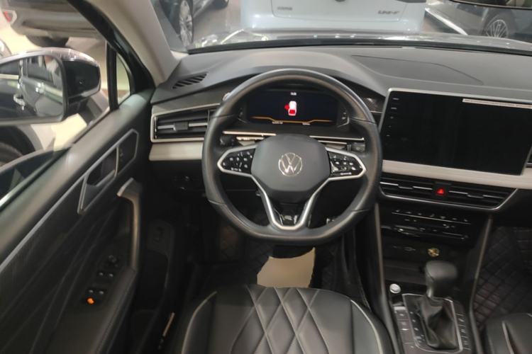 Used Volkswagen Tiguan L 2023 330TSI Automatic Two-Wheel Drive R-Line Enjoyment Edition Steering Wheel