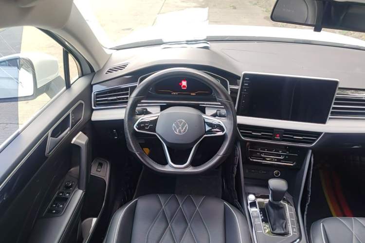 Used Volkswagen Tiguan L 2023 300TSI Automatic Two-Wheel Drive Smart Edition Steering Wheel
