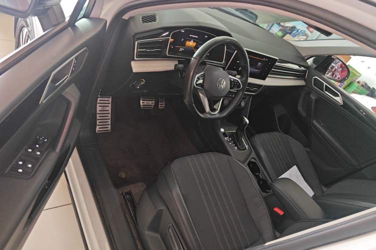 Used Volkswagen Tiguan L 2023 330TSI Automatic Two-Wheel Drive Comfort Edition Driver Seat