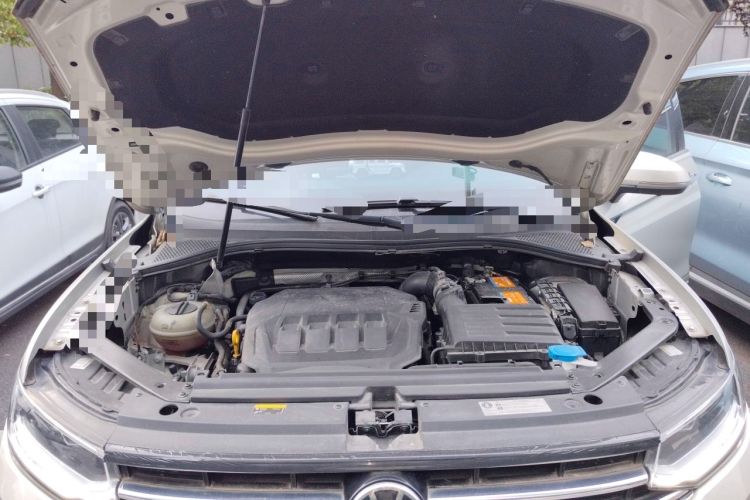 Used Volkswagen Tiguan L 2023 330TSI Automatic Two-Wheel Drive R-Line Enjoyment Edition Engine Bay