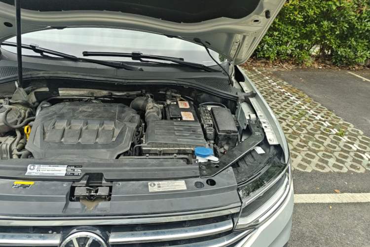 Used Volkswagen Tiguan L 2023 Revised Version 330TSI Automatic Two-Wheel Drive Smart Enjoyment Edition Engine Bay Left