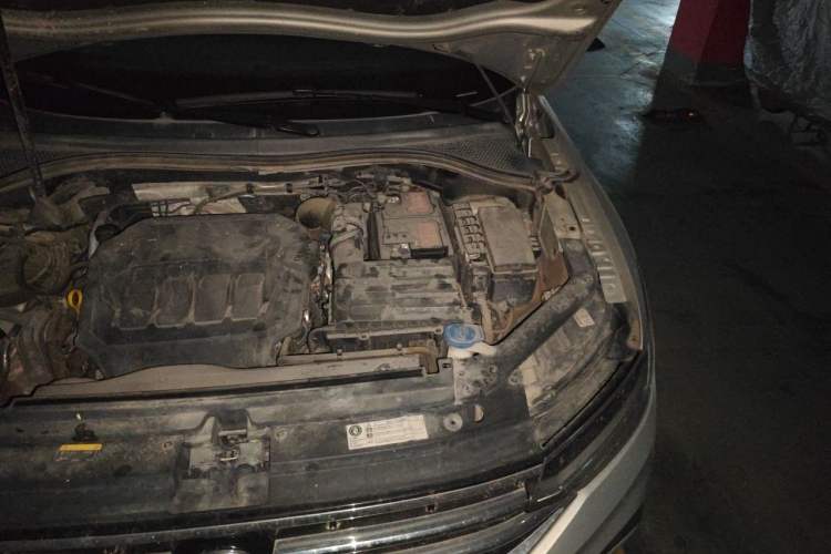 Used Volkswagen Tiguan L 2023 330TSI Automatic Two-Wheel Drive Smart Edition Engine Bay Left