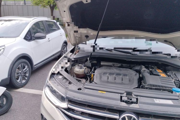 Used Volkswagen Tiguan L 2023 330TSI Automatic Two-Wheel Drive R-Line Enjoyment Edition Engine Bay Right