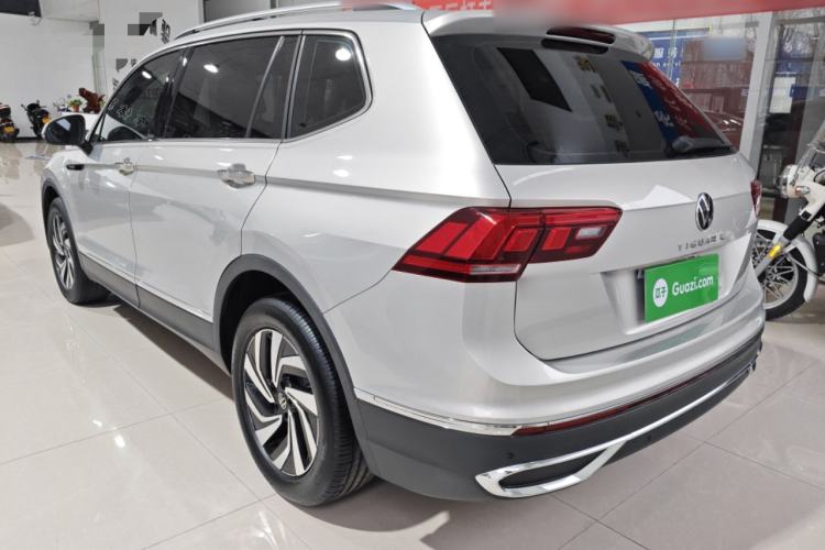 Used Volkswagen Tiguan L 2023 330TSI Automatic Two-Wheel Drive Smart Edition Exterior 2