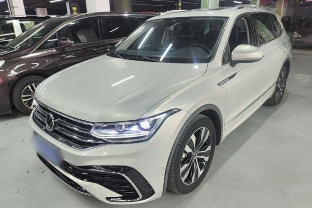 Używany Volkswagen Tiguan L 2023 330TSI Automatic Two-Wheel Drive R-Line Enjoyment Edition