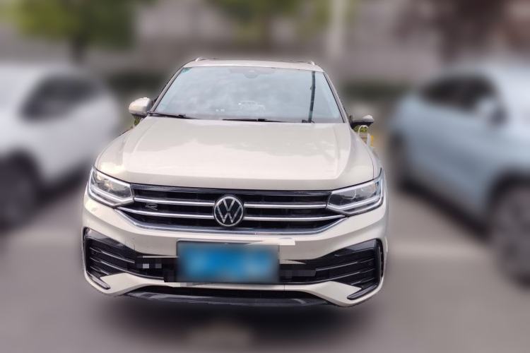 Used Volkswagen Tiguan L 2023 330TSI Automatic Two-Wheel Drive R-Line Enjoyment Edition Front