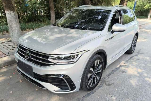 Volkswagen Tiguan L 2023 330TSI Automatic Two-Wheel Drive R-Line Enjoyment Edition usado