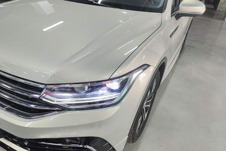 Used Volkswagen Tiguan L 2023 330TSI Automatic Two-Wheel Drive R-Line Enjoyment Edition Left Front Headlight