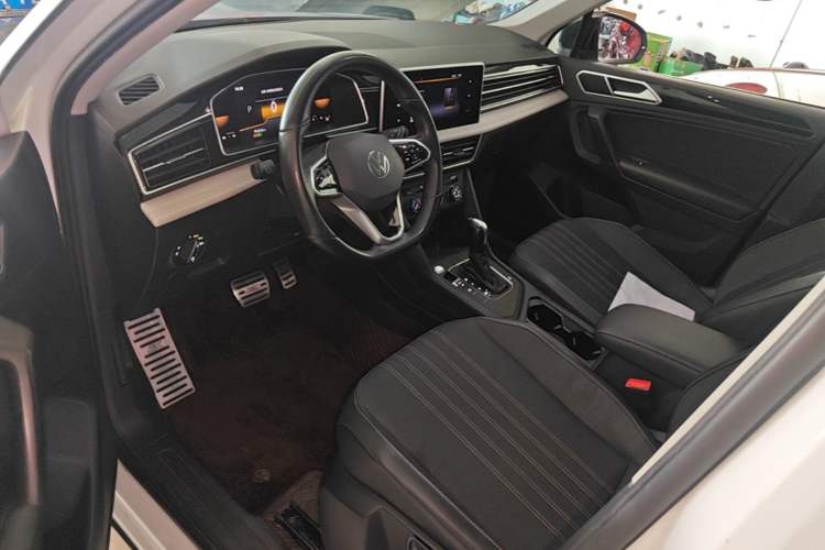 Used Volkswagen Tiguan L 2023 330TSI Automatic Two-Wheel Drive Comfort Edition Left Front Seat