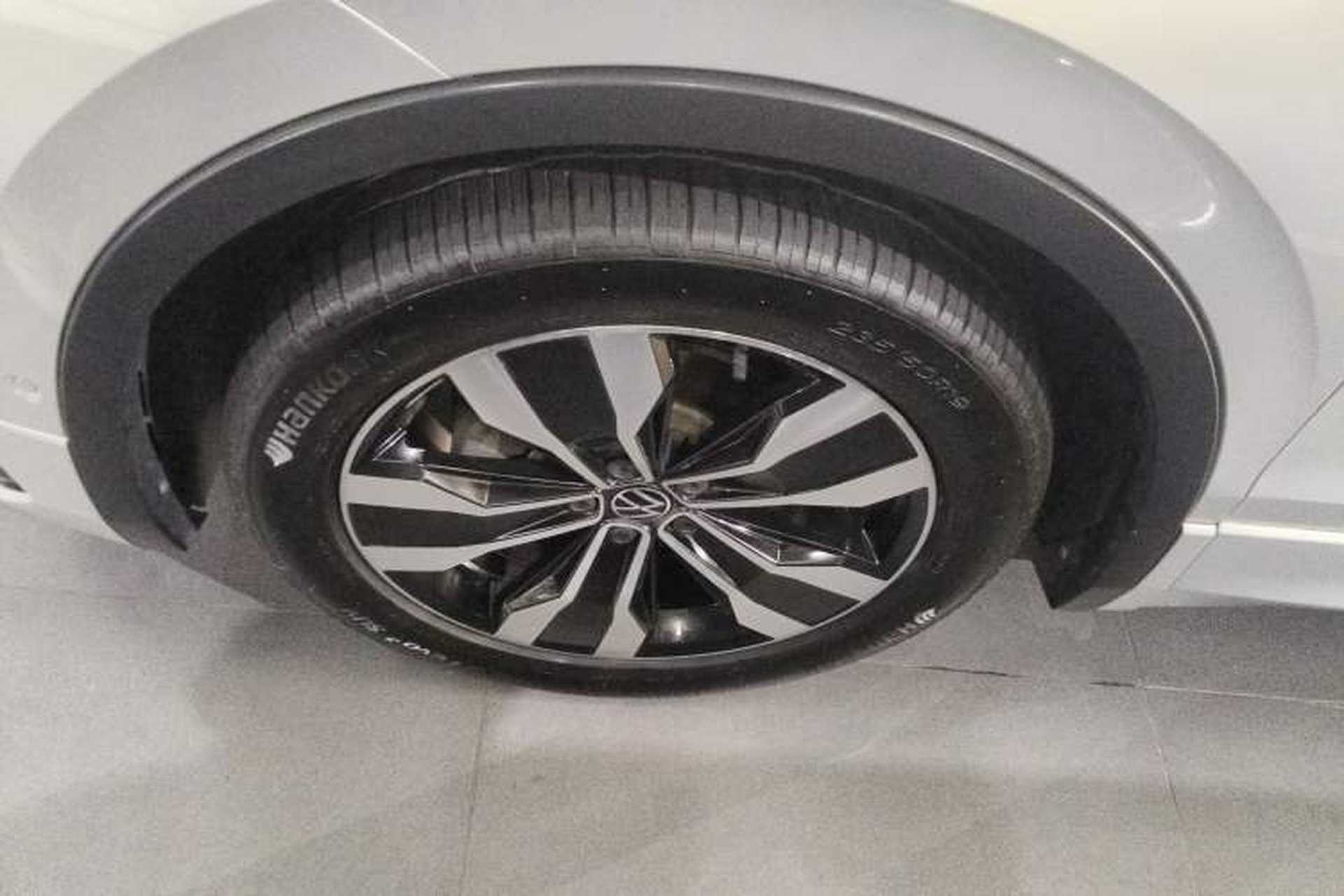 Used Volkswagen Tiguan L 2023 330TSI Automatic Two-Wheel Drive R-Line Flagship Edition Left Front Wheel Hub