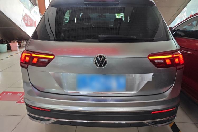 Used Volkswagen Tiguan L 2023 330TSI Automatic Two-Wheel Drive Comfort Edition Rear
