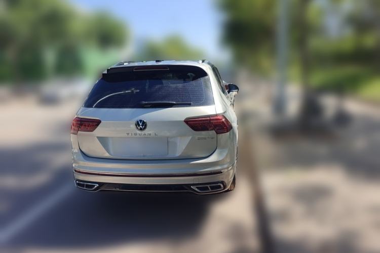 Used Volkswagen Tiguan L 2023 330TSI Automatic Two-Wheel Drive R-Line Enjoyment Edition Rear