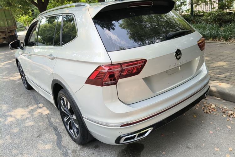 Used Volkswagen Tiguan L 2023 330TSI Automatic Two-Wheel Drive R-Line Enjoyment Edition Rear Left 45 Deg