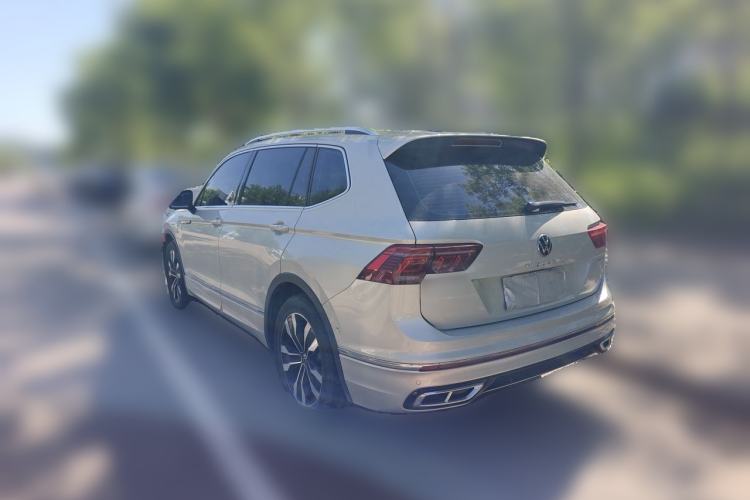 Used Volkswagen Tiguan L 2023 330TSI Automatic Two-Wheel Drive R-Line Enjoyment Edition Rear Left 45 Deg