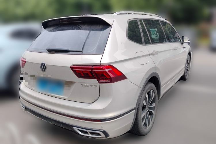 Used Volkswagen Tiguan L 2023 330TSI Automatic Two-Wheel Drive R-Line Enjoyment Edition Rear Right 45 Deg