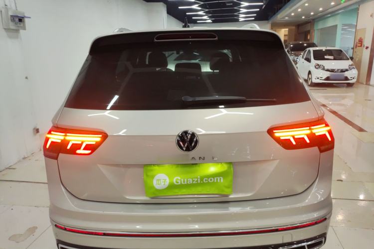 Used Volkswagen Tiguan L 2023 Restyled 330TSI Automatic Two-Wheel Drive R-Line Enhanced Comfort Version Rear