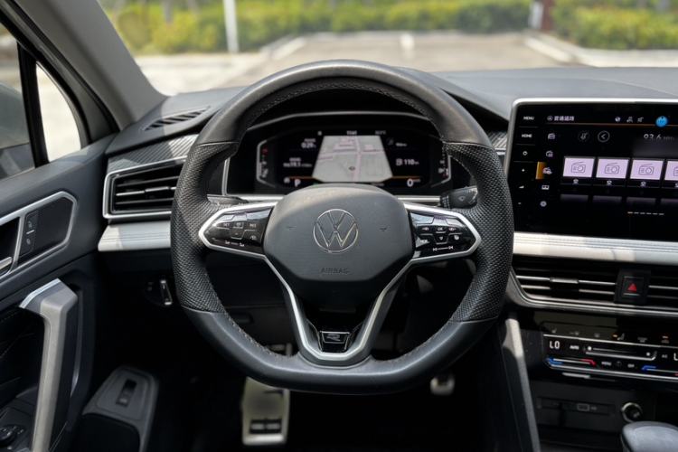 Used Volkswagen Tiguan L 2023 330TSI Automatic Two-Wheel Drive R-Line Enjoyment Edition Steering Wheel
